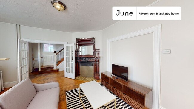 Foto del edificio - Room in Shared 6 bed/2 bath home