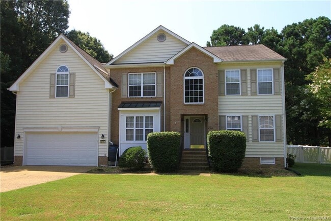 Building Photo - 2120 Benomi Dr