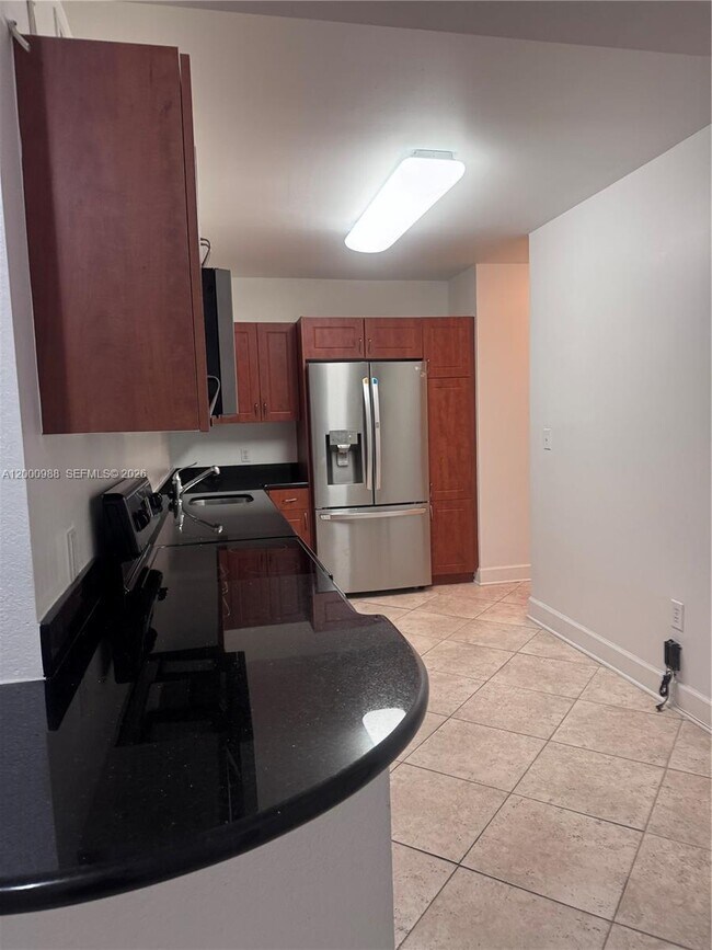 Building Photo - 401 NE 69th St