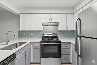 Building Photo - Cedardale