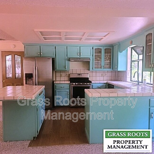 Building Photo - 20 Turpentine Dr