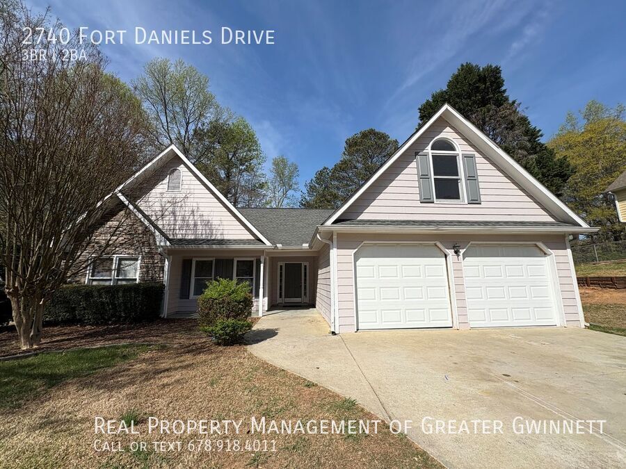 Foto principal - 2740 Fort Daniels Dr NE