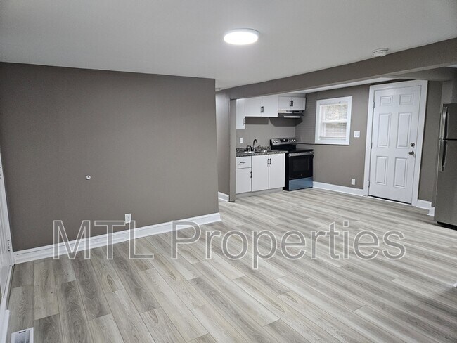 Foto del edificio - 6521 Rumple Rd