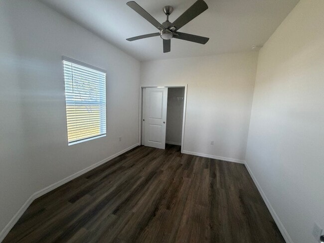 Building Photo - 16105 Badalona Dr