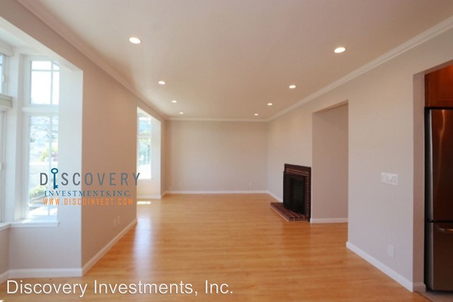 Building Photo - 4364 17th St