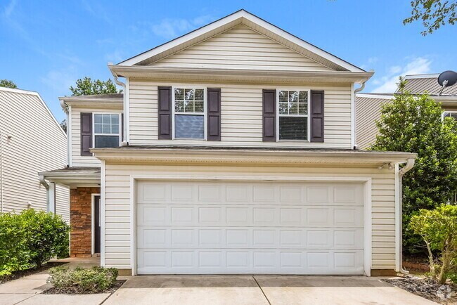 Building Photo - 3120 Englewood Dr