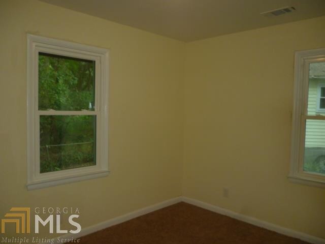 Building Photo - 831 Commodore Dr NW