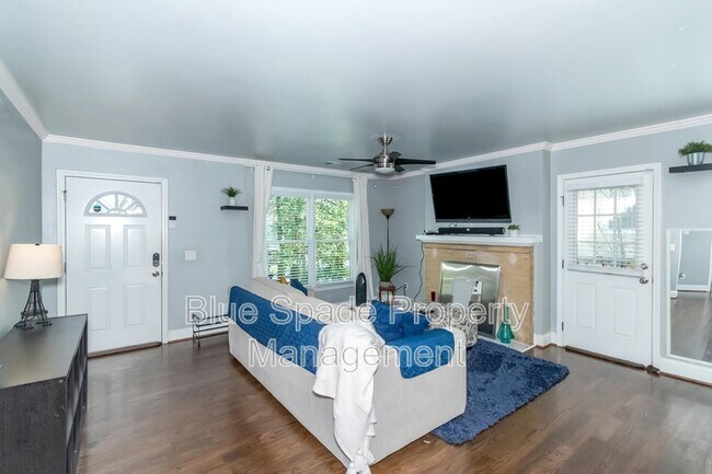 Foto del edificio - 1475 Graham St SW