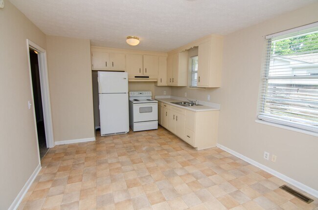 Foto del edificio - 12th South Home!