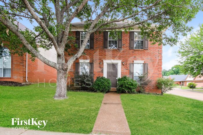Foto principal - 588 North Ericson Drive
