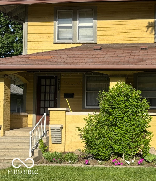 Building Photo - 6038 N College Ave