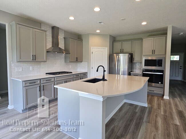 Foto del edificio - 8604 Apricot Wy