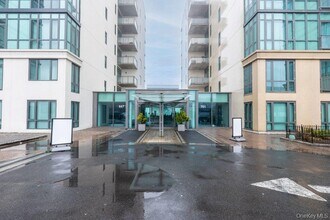 Building Photo - 701 Ridge Hill Boulevard