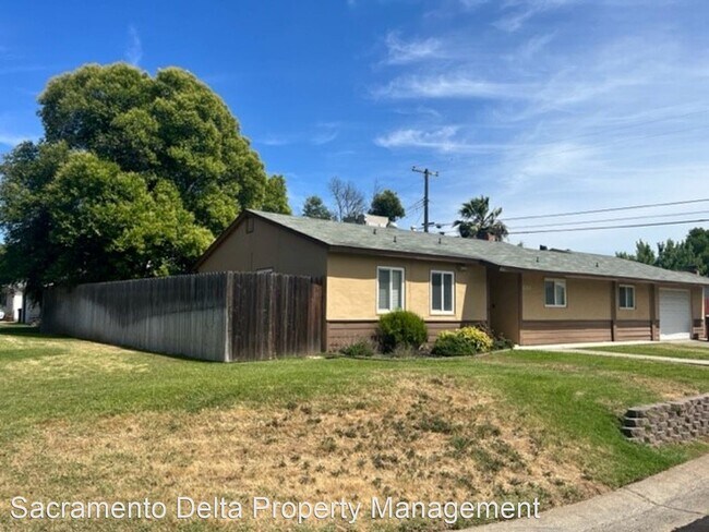Foto del edificio - 3 br, 1 bath House - 1204 Rushden Drive ^^