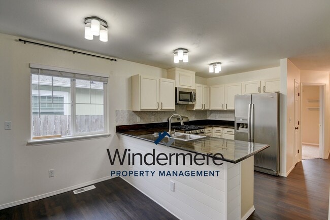 Foto del edificio - 3 Bed 2 Bath House in Spring Hollow