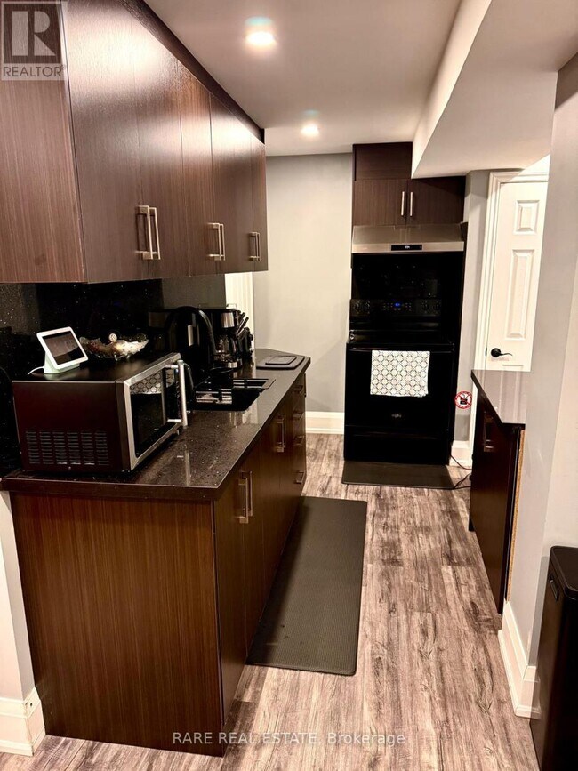 Photo du bâtiment - 20 Arctic Fox Crescent