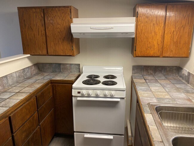 Building Photo - 5236 Buckhorn Rd