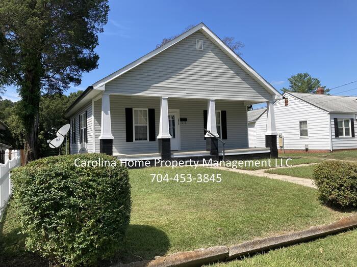 Primary Photo - 1810 2nd St