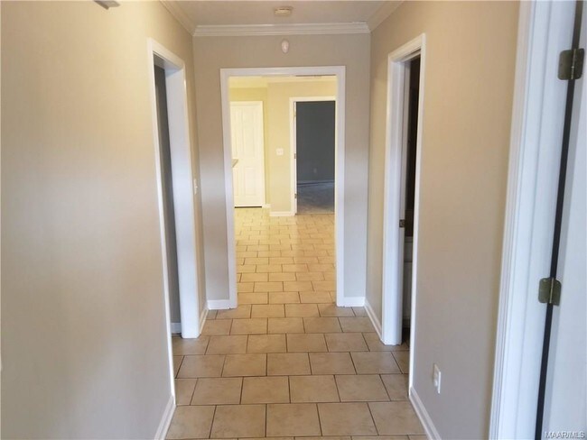 Foto del edificio - 8933 Laney Ln