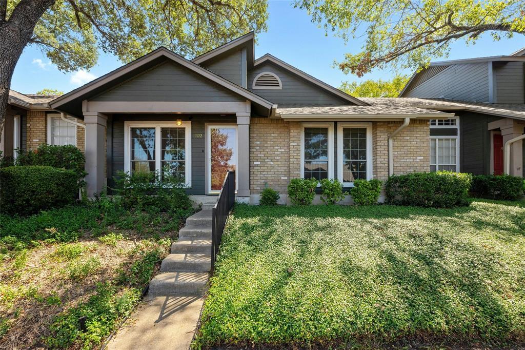 Primary Photo - 1015 E Yager Ln