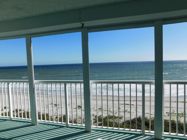 Building Photo - 1555 N Hwy A1A