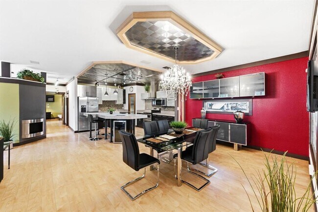 Foto del edificio - 1301 S 1st St