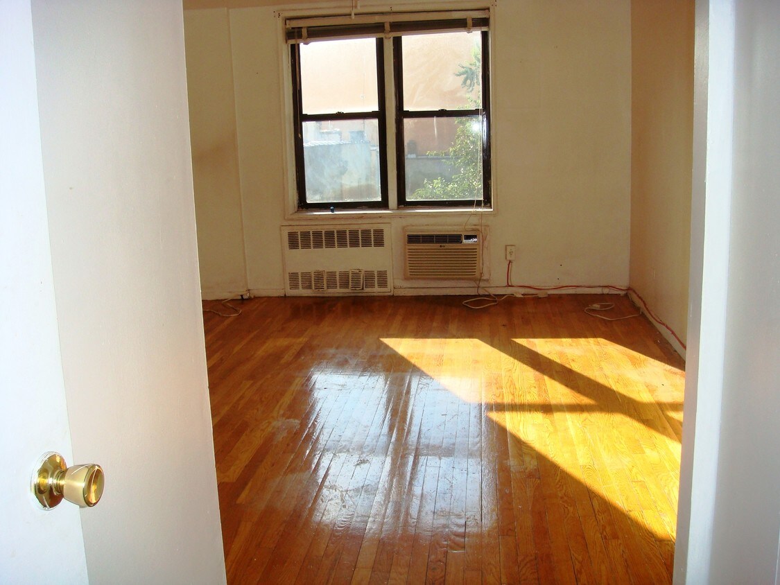 Foto principal - 30-60 Crescent St