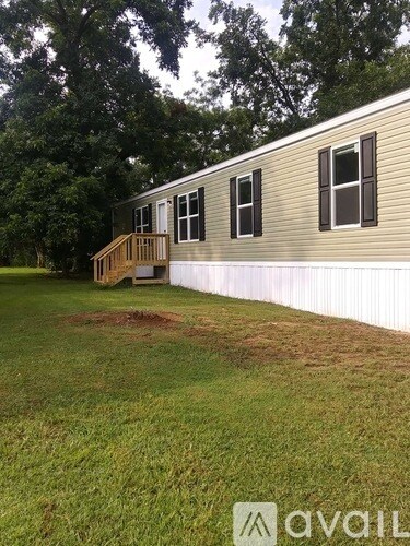 Primary Photo - 152 Briar Patch Cir