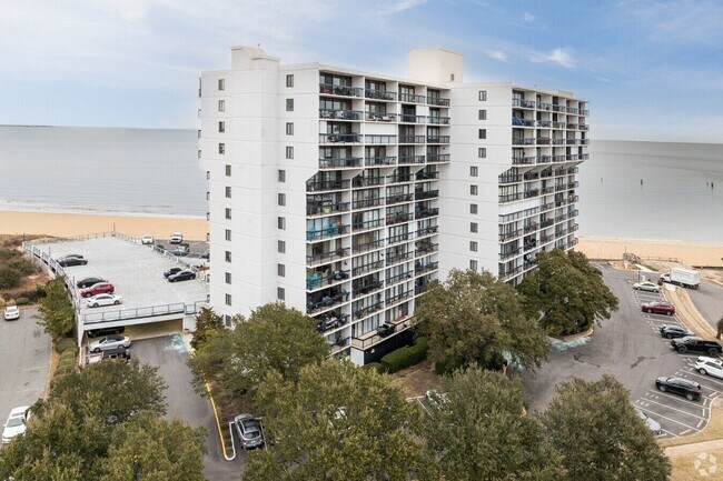 Foto del edificio - 3558 Shore Dr