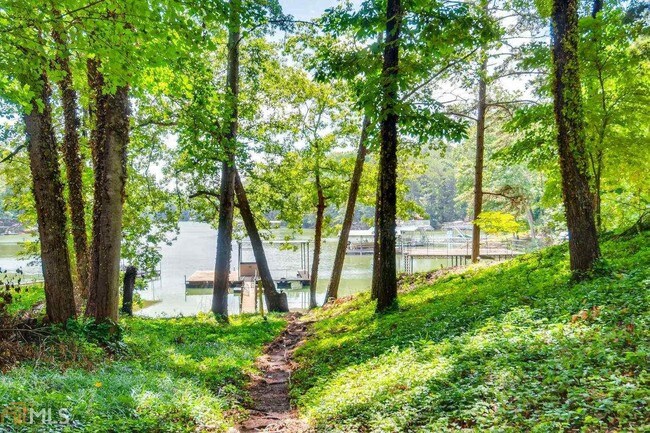 Building Photo - 1650 Williams Cir