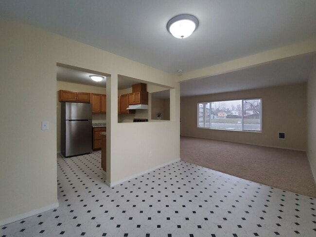 Building Photo - 202 Cullum Ave