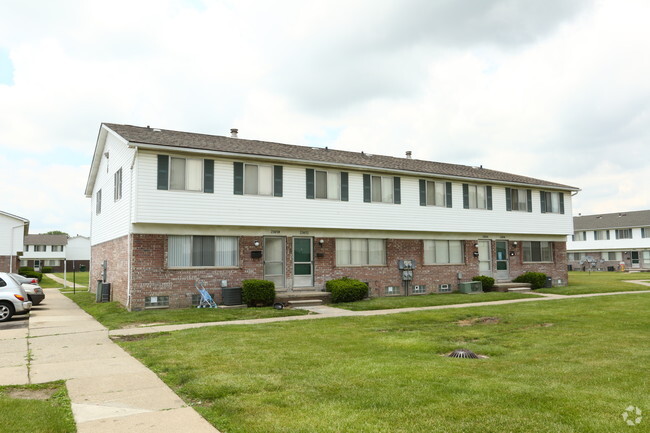 Building - Westminster Park Apartments