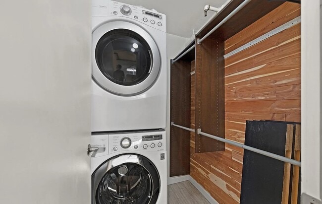 Building Photo - Comfortable Living in This Beautiful 1BR