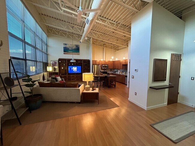 Foto del edificio - 1503-1503 Central Ave NW