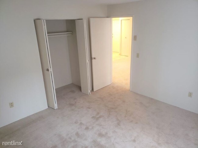 Foto del edificio - 2 br, 1 bath Apartment - 673 Franklin St
