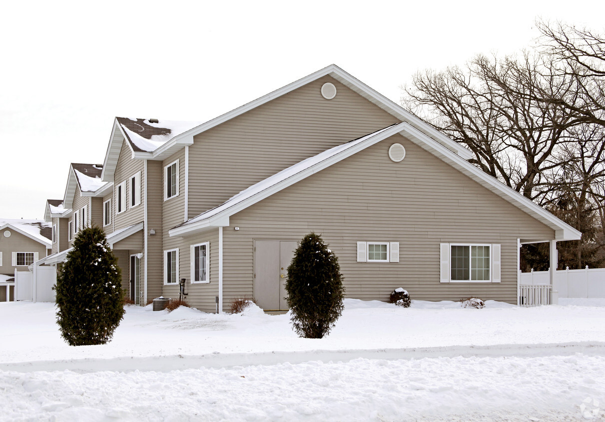 Primary Photo - Oak Grove Townhomes