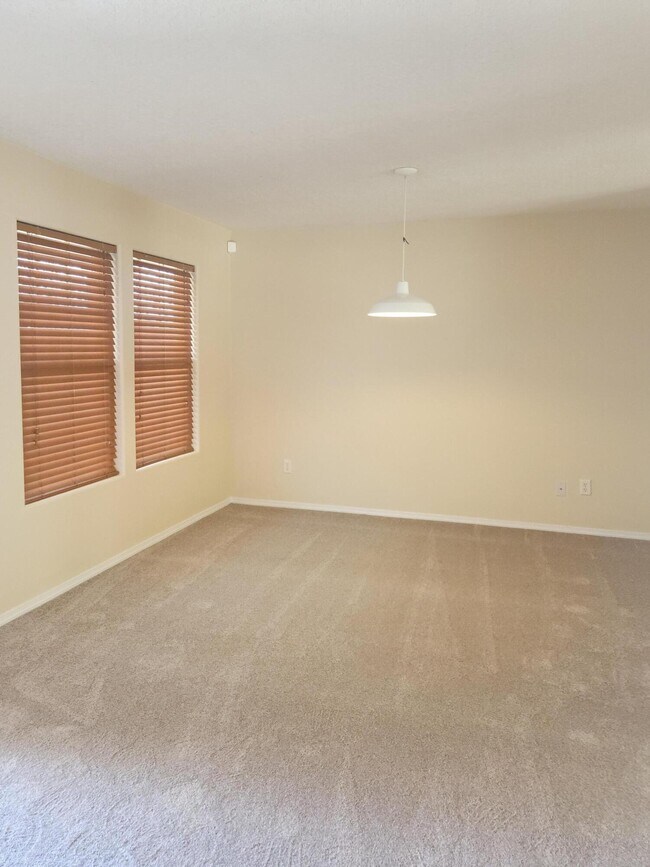 Building Photo - 6548 Ancients Rd NW