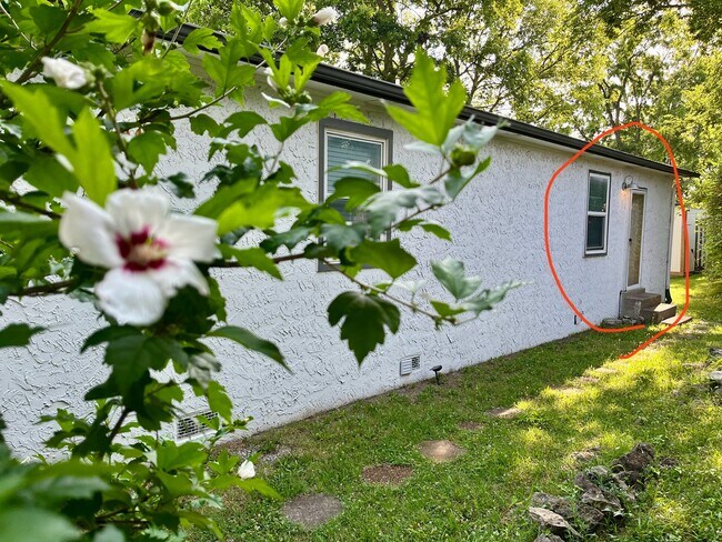 Foto del edificio - 1205 Katie Ave