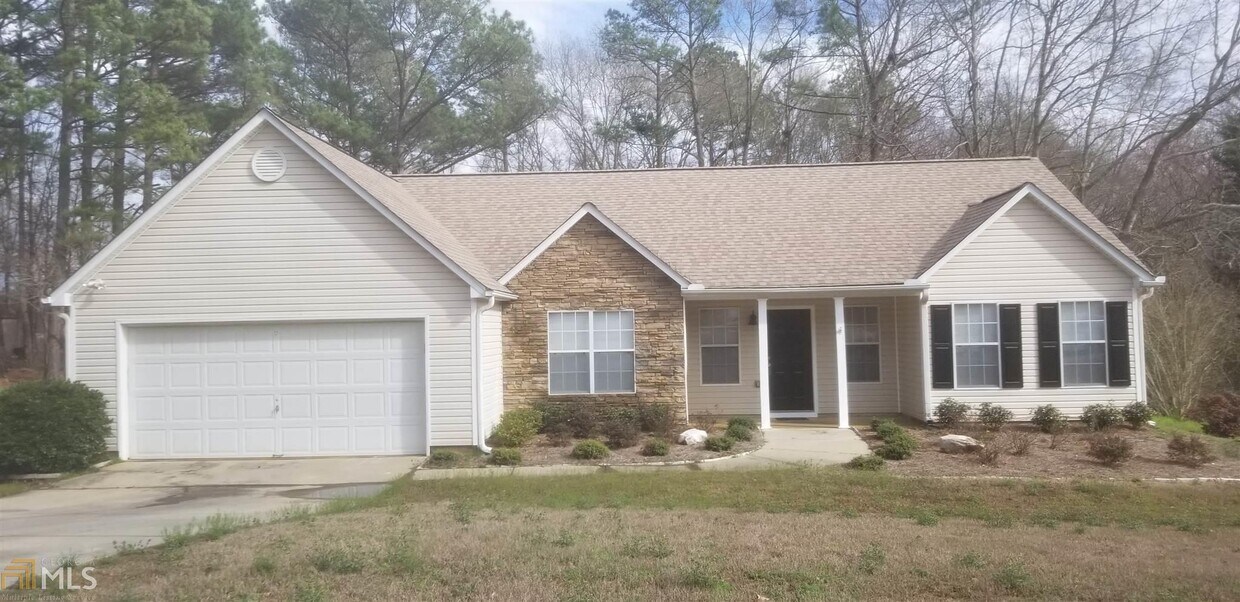 4310 Lexington Ridge Dr, Loganville, GA 30052 House Rental in