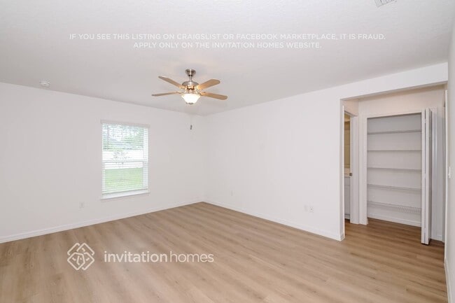 Foto del edificio - 22 Poinsettia Ln