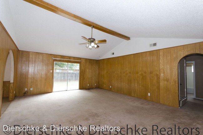 Building Photo - 3849 Sandstone Rd