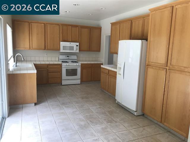 Foto del edificio - 689 Apple Hill Dr