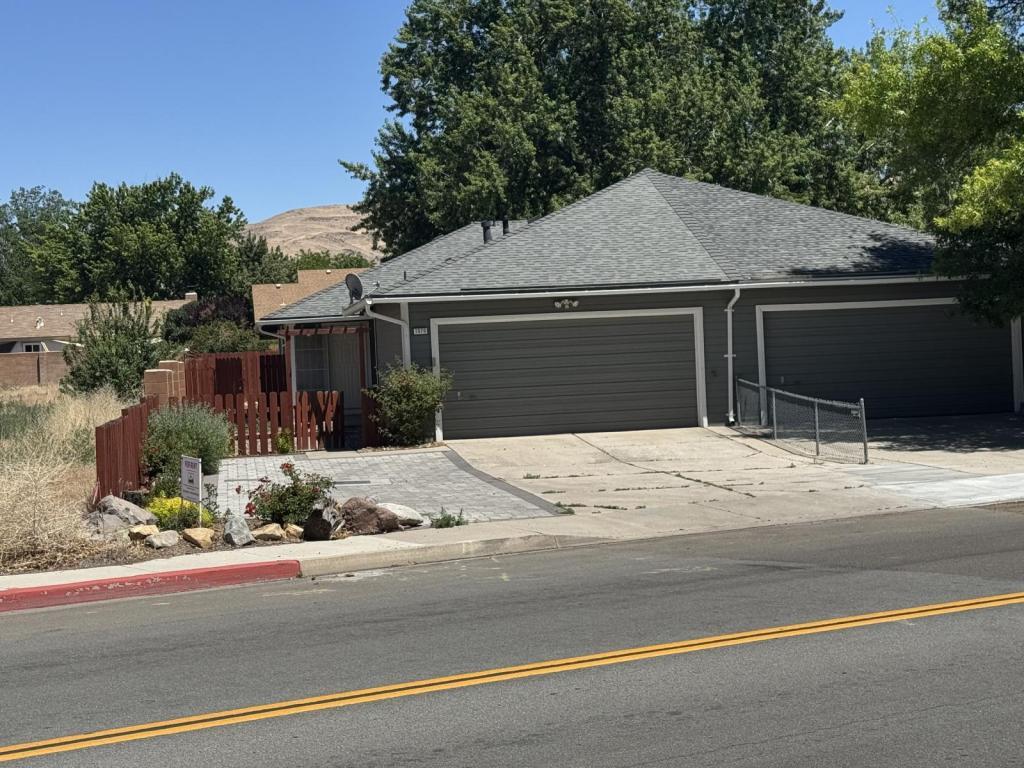 Primary Photo - 1370 Del Rosa Way