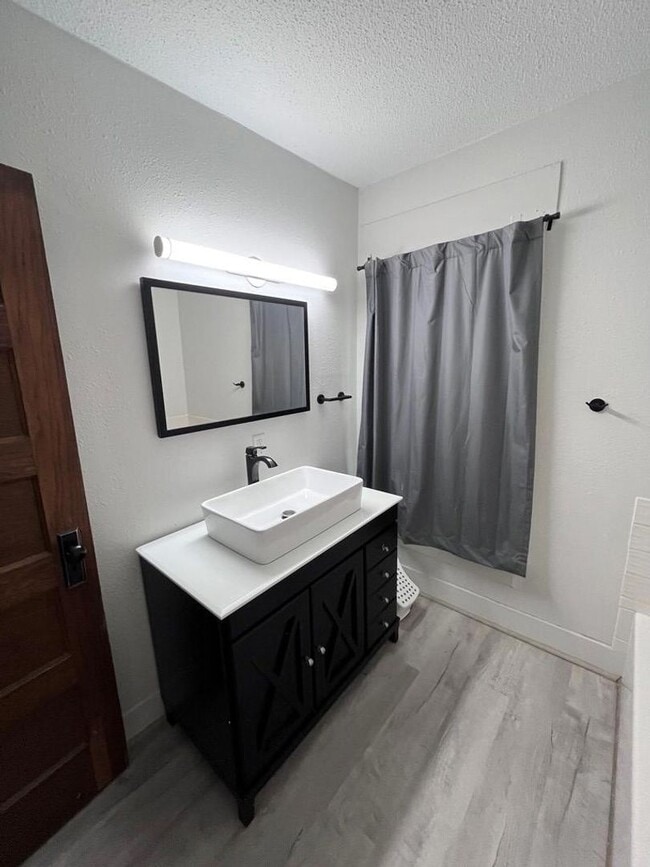 Foto del edificio - 4B/2B Home in Webster City $1,695.00