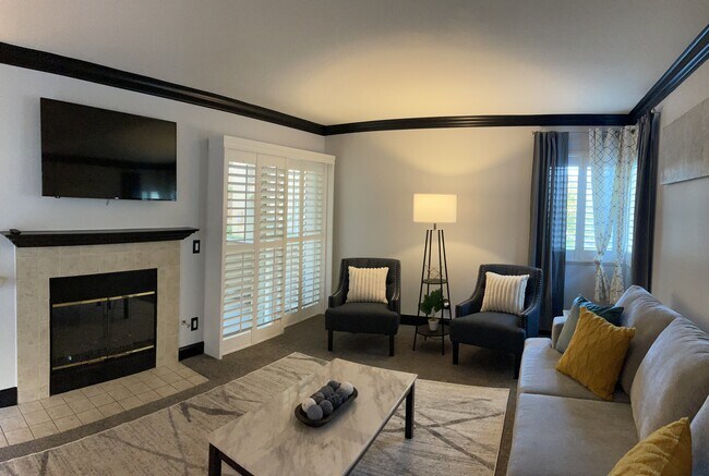 Living room - 5065 Twilight Canyon Rd