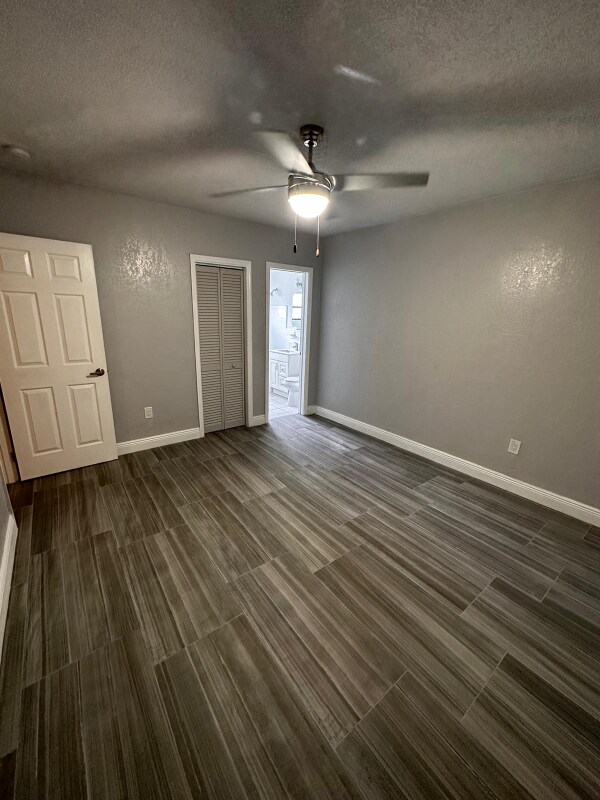 Foto del edificio - 2490 NW 80th St