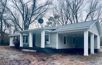 Building Photo - 5141 Robertson Gin Rd