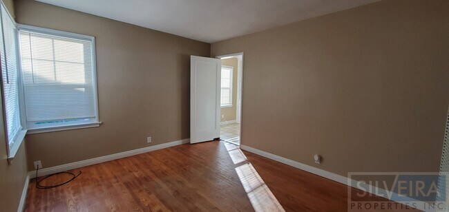 Foto del edificio - m-300