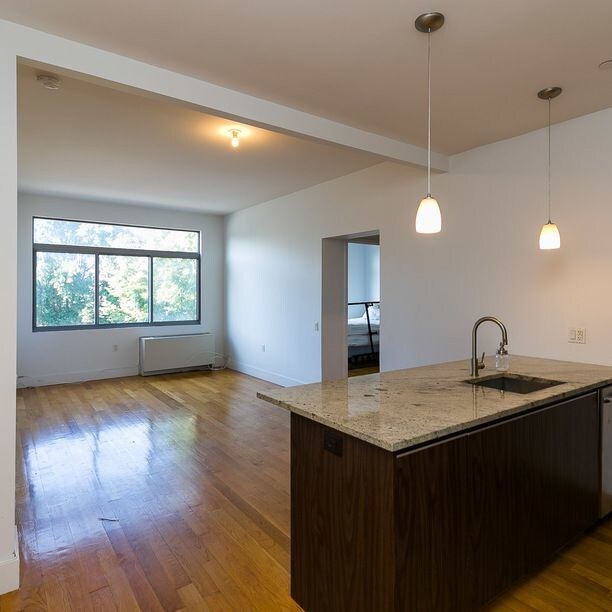 Foto principal - 836 Bergen St