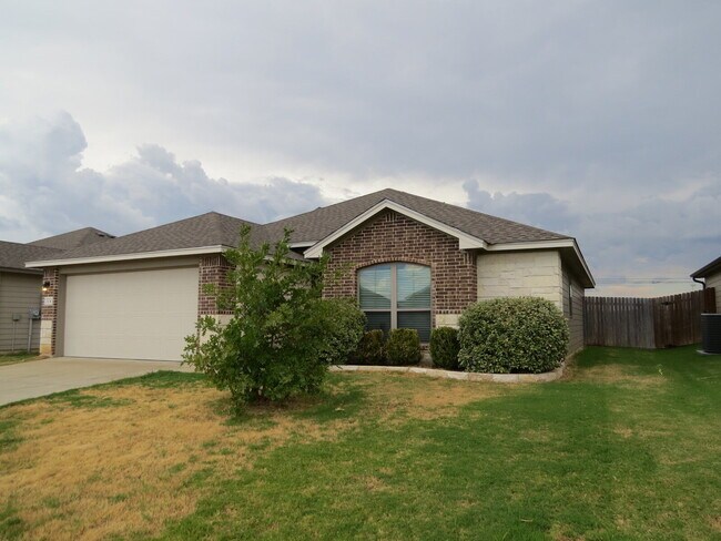 Foto del edificio - "Charming 3-Bedroom Home in Temple with Modern Granite Touches!"